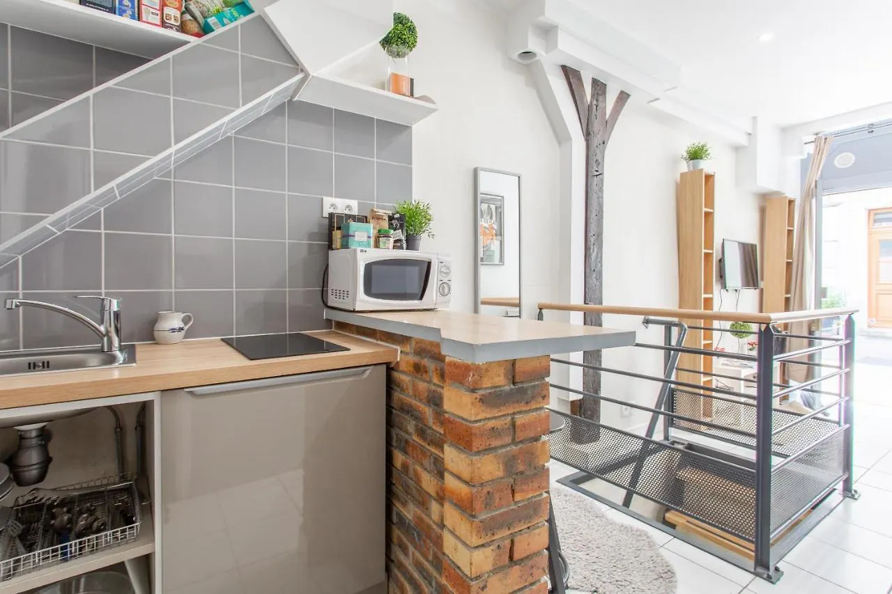 Charming Small Duplex - Heart Of